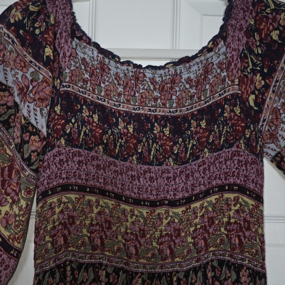 Moving Sale! { Kimchi Blue Floral Dual Split Midi Dress Size S